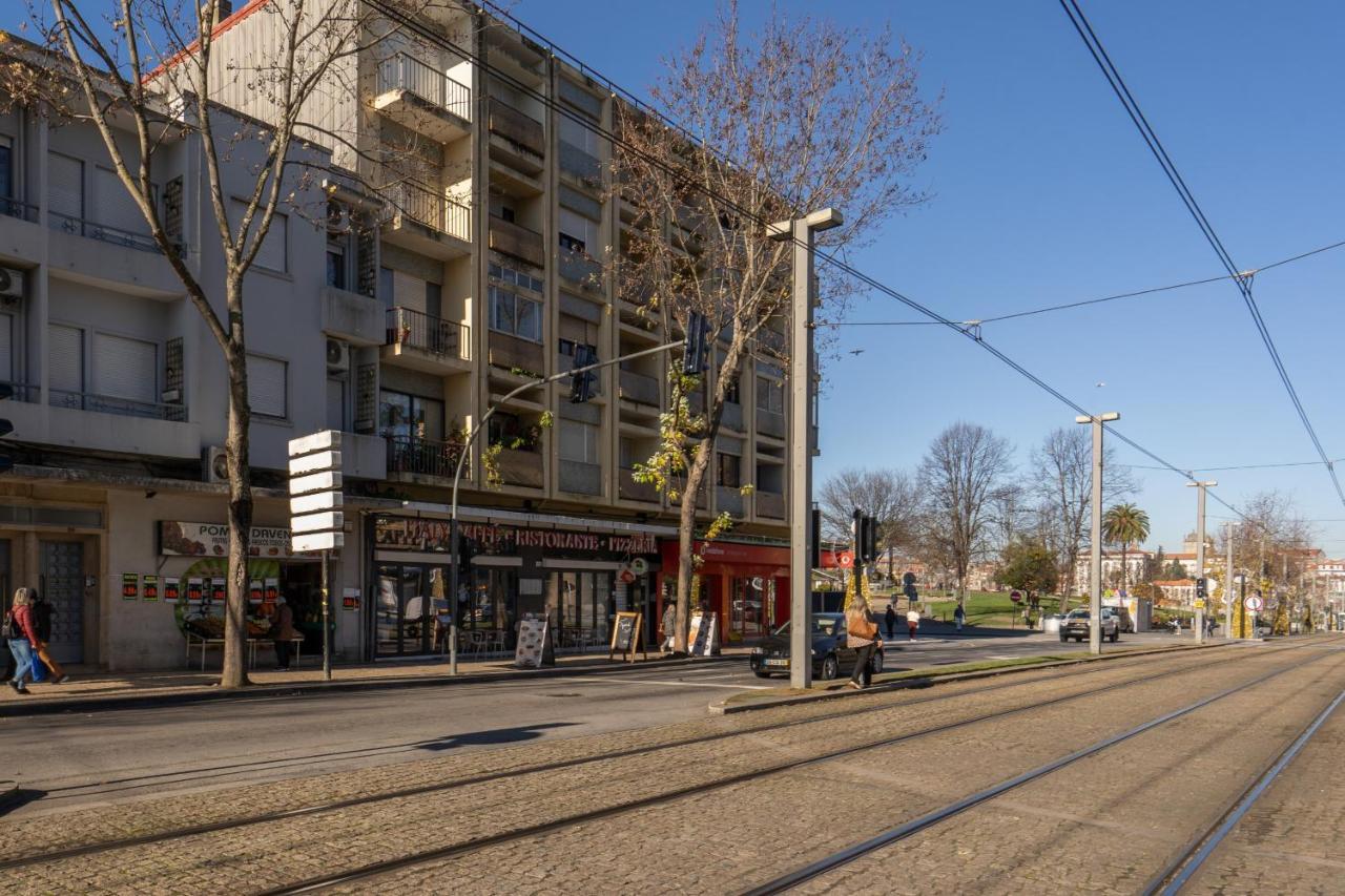 Апартаменти Gaya Avenue Flats - Elegant Contemporary Flats With Balcony Віла-Нова-де-Гая Екстер'єр фото