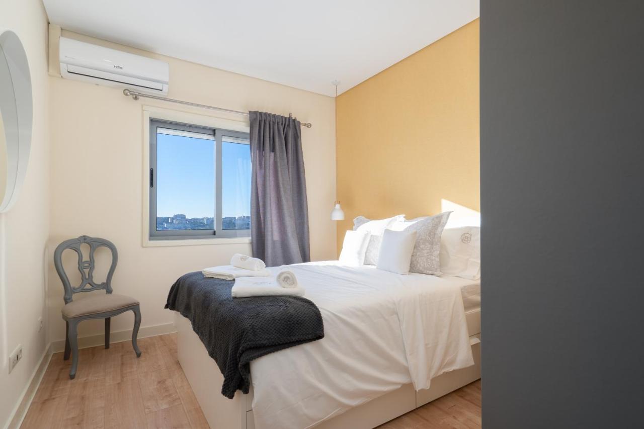 Апартаменти Gaya Avenue Flats - Elegant Contemporary Flats With Balcony Віла-Нова-де-Гая Екстер'єр фото