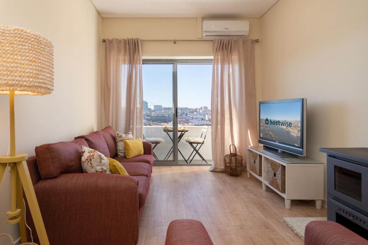 Апартаменти Gaya Avenue Flats - Elegant Contemporary Flats With Balcony Віла-Нова-де-Гая Екстер'єр фото