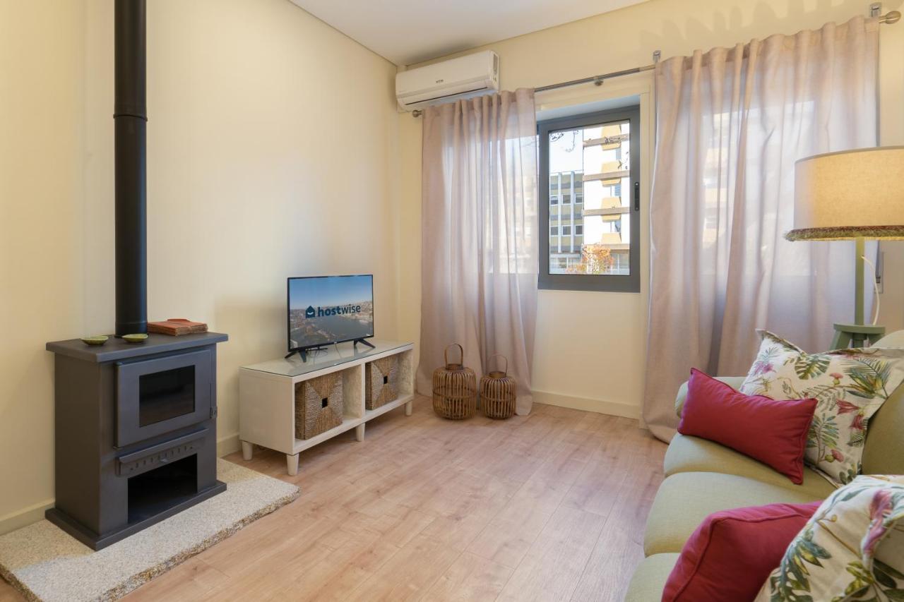 Апартаменти Gaya Avenue Flats - Elegant Contemporary Flats With Balcony Віла-Нова-де-Гая Екстер'єр фото