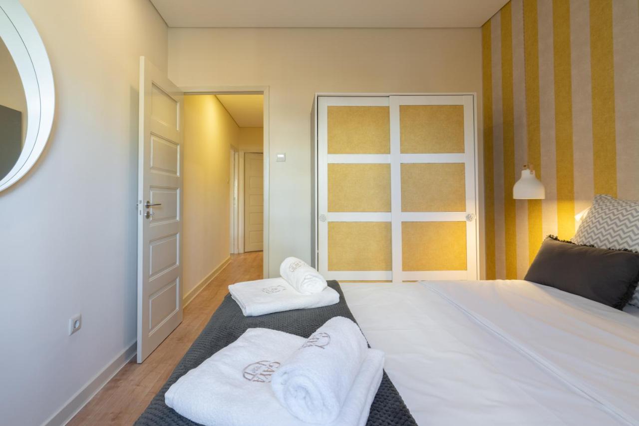Апартаменти Gaya Avenue Flats - Elegant Contemporary Flats With Balcony Віла-Нова-де-Гая Екстер'єр фото