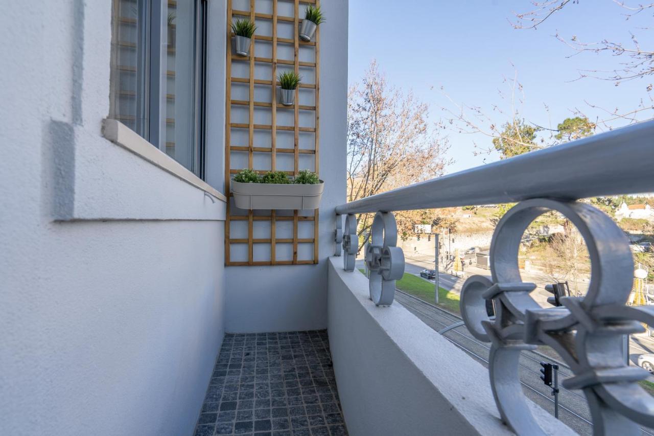Апартаменти Gaya Avenue Flats - Elegant Contemporary Flats With Balcony Віла-Нова-де-Гая Екстер'єр фото
