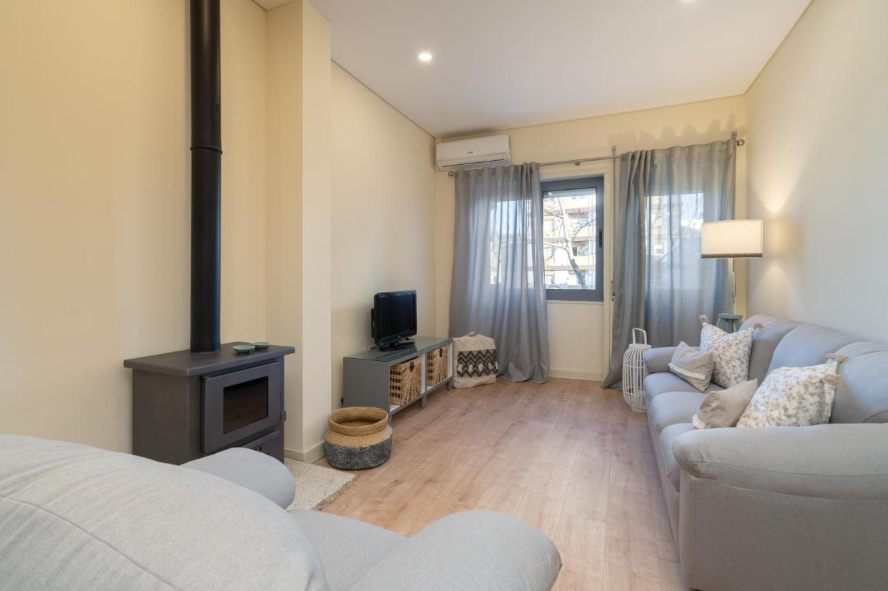 Апартаменти Gaya Avenue Flats - Elegant Contemporary Flats With Balcony Віла-Нова-де-Гая Екстер'єр фото